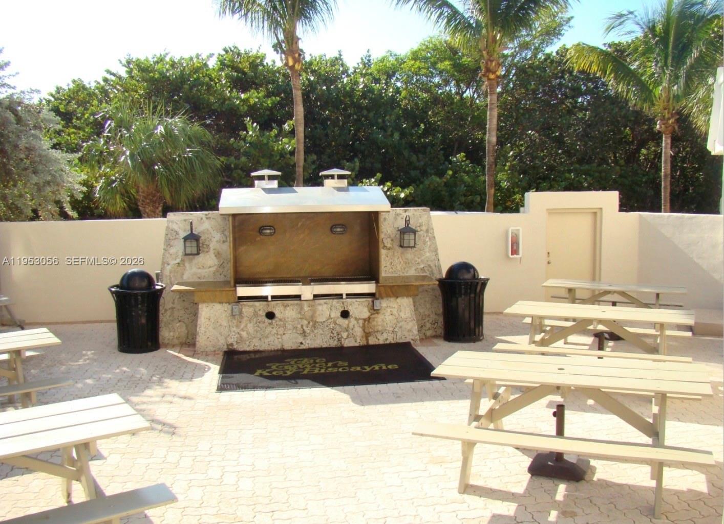 image Towers of Key Biscayne10