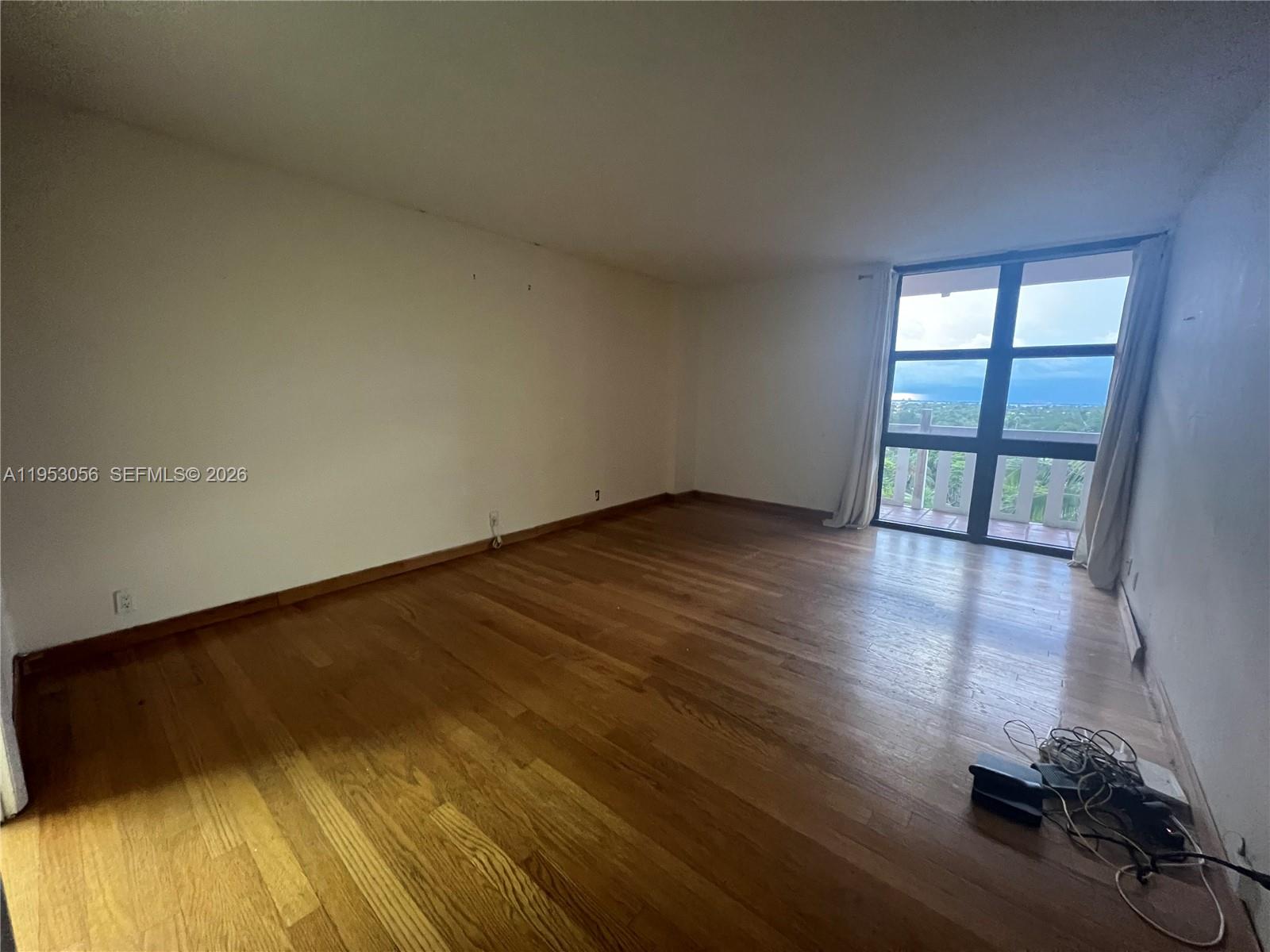 image Towers of Key Biscayne23