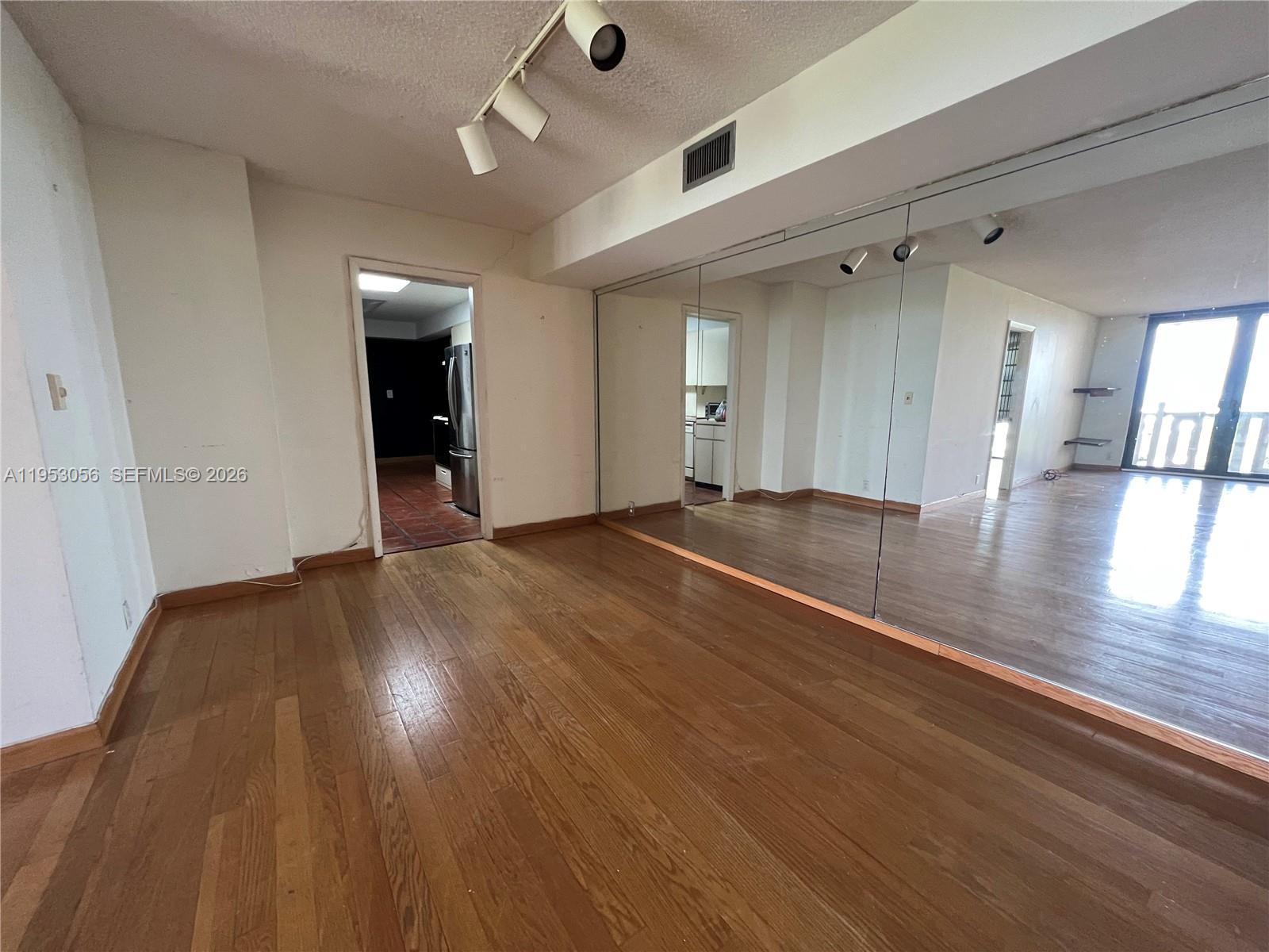 image Towers of Key Biscayne2