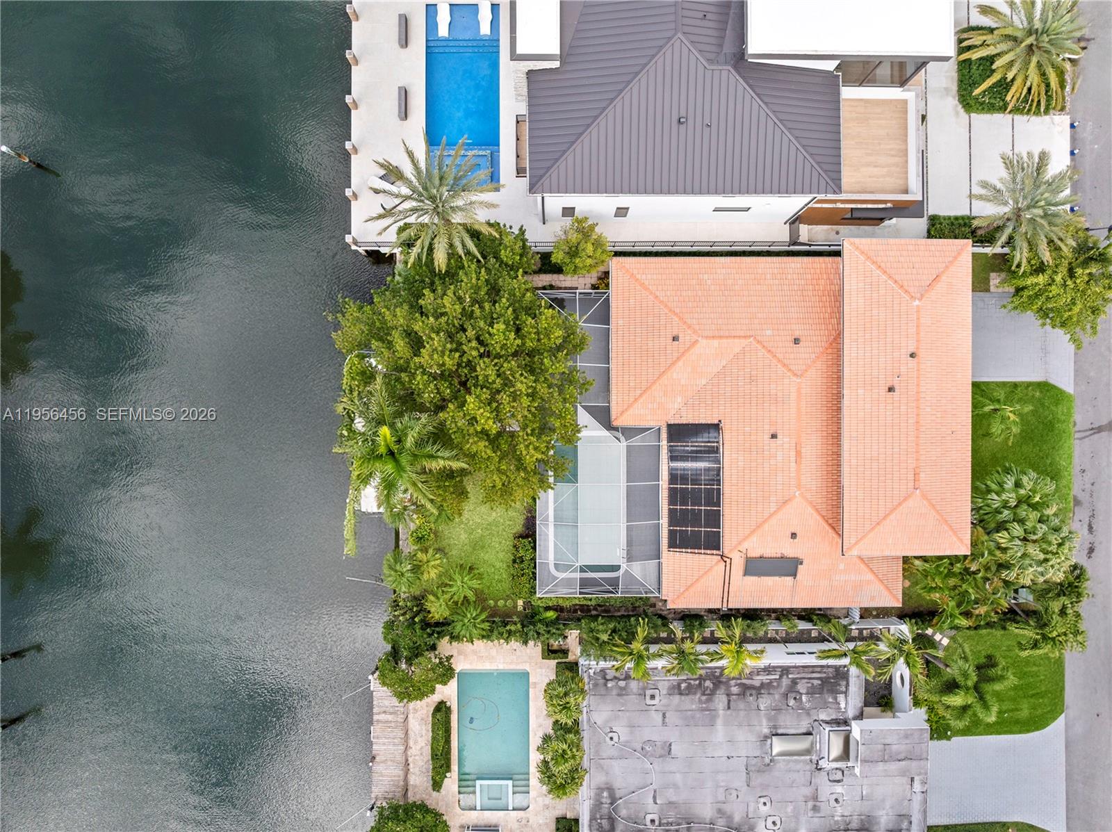 405 Bontona Ave Fort Lauderdale, FL 33301