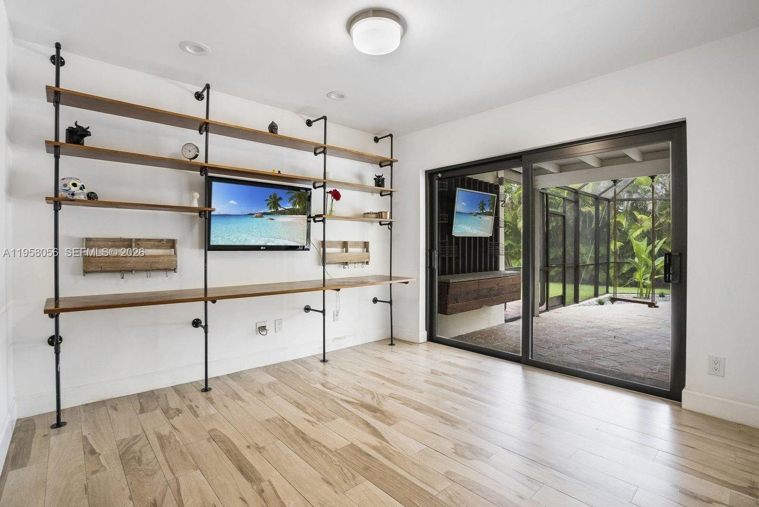 8705 SW 176th St Palmetto Bay, FL 33157