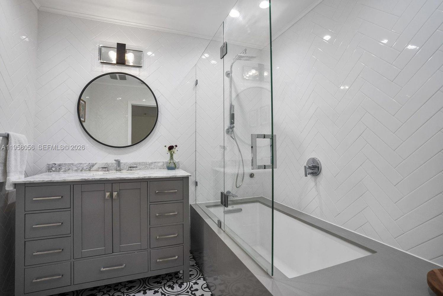 8705 SW 176th St Palmetto Bay, FL 33157