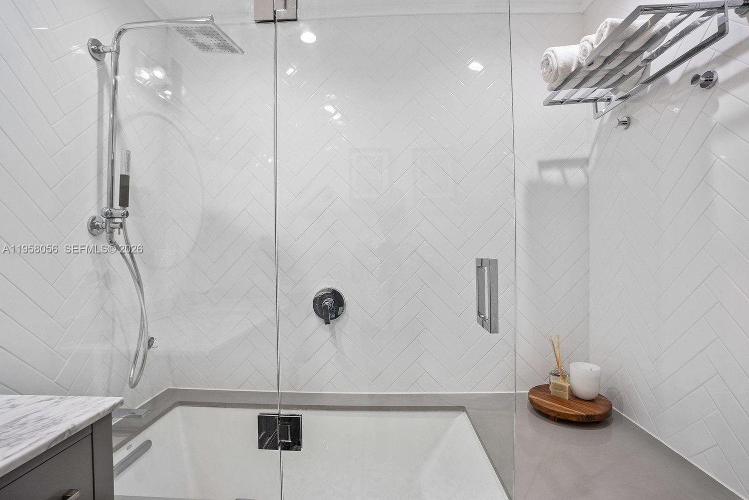 8705 SW 176th St Palmetto Bay, FL 33157