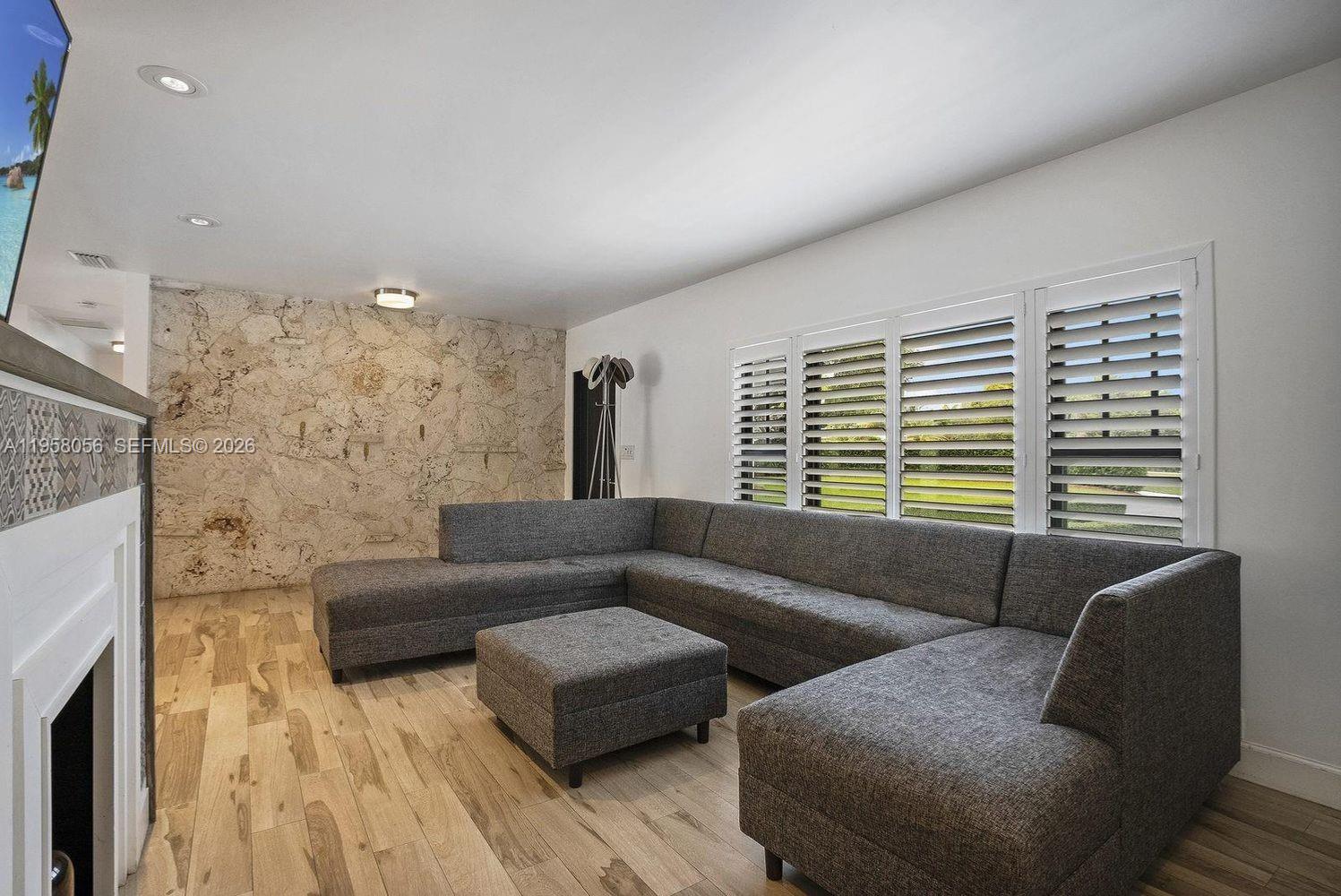 8705 SW 176th St Palmetto Bay, FL 33157