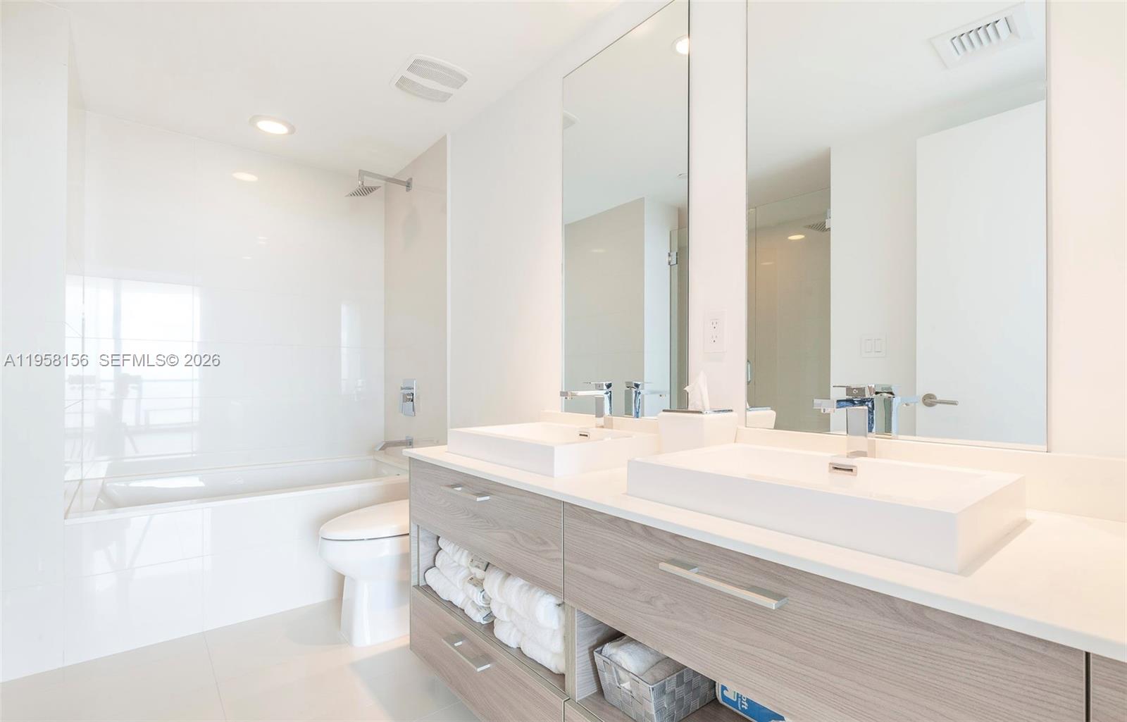 image Dua Miami (SLS Brickell)17