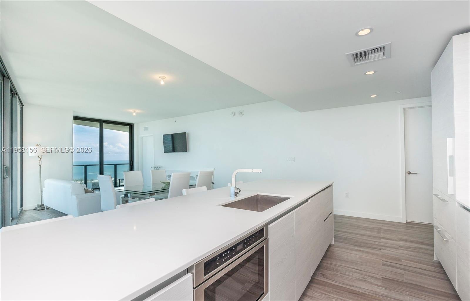 image Dua Miami (SLS Brickell)1