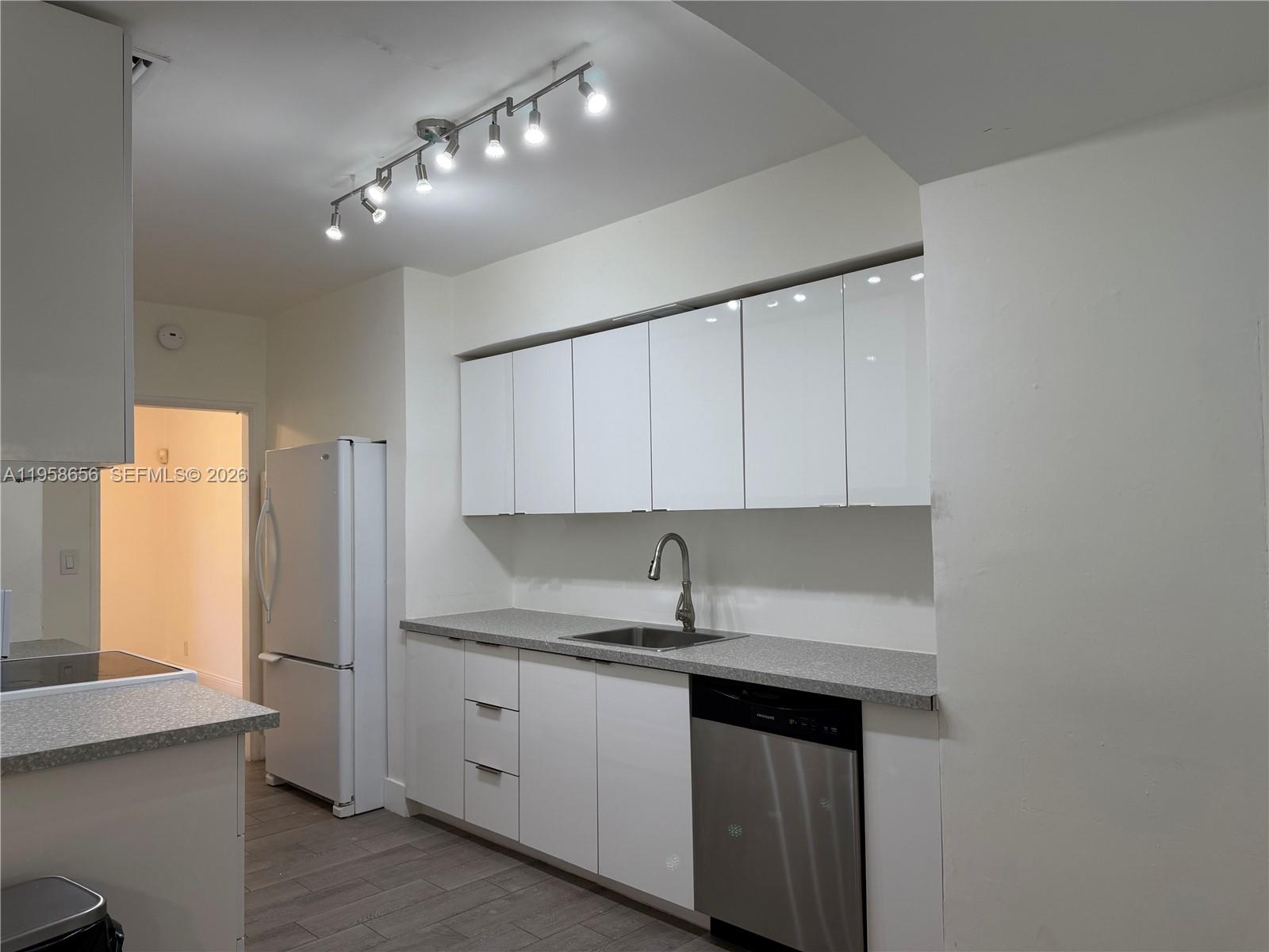 1700 Cortez St Coral Gables, FL 33134