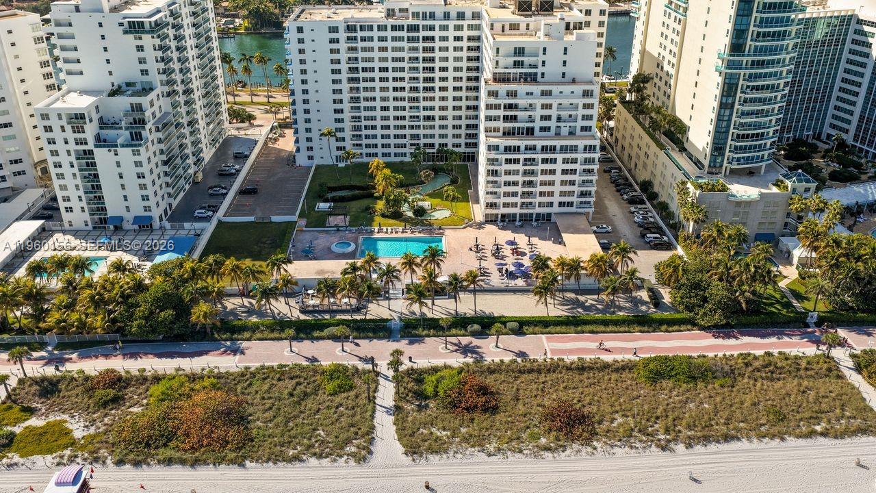 5005 Collins Ave #504 Miami Beach, FL 33140