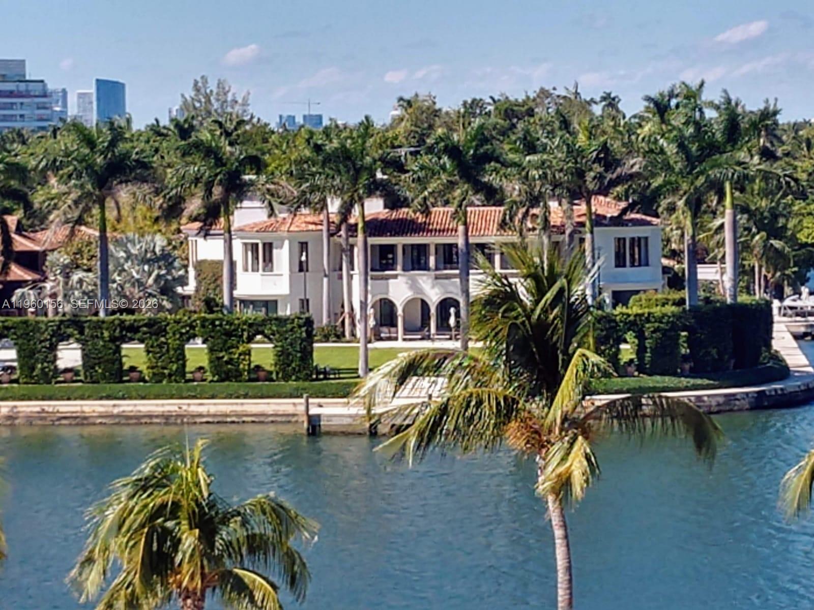 5005 Collins Ave #504 Miami Beach, FL 33140