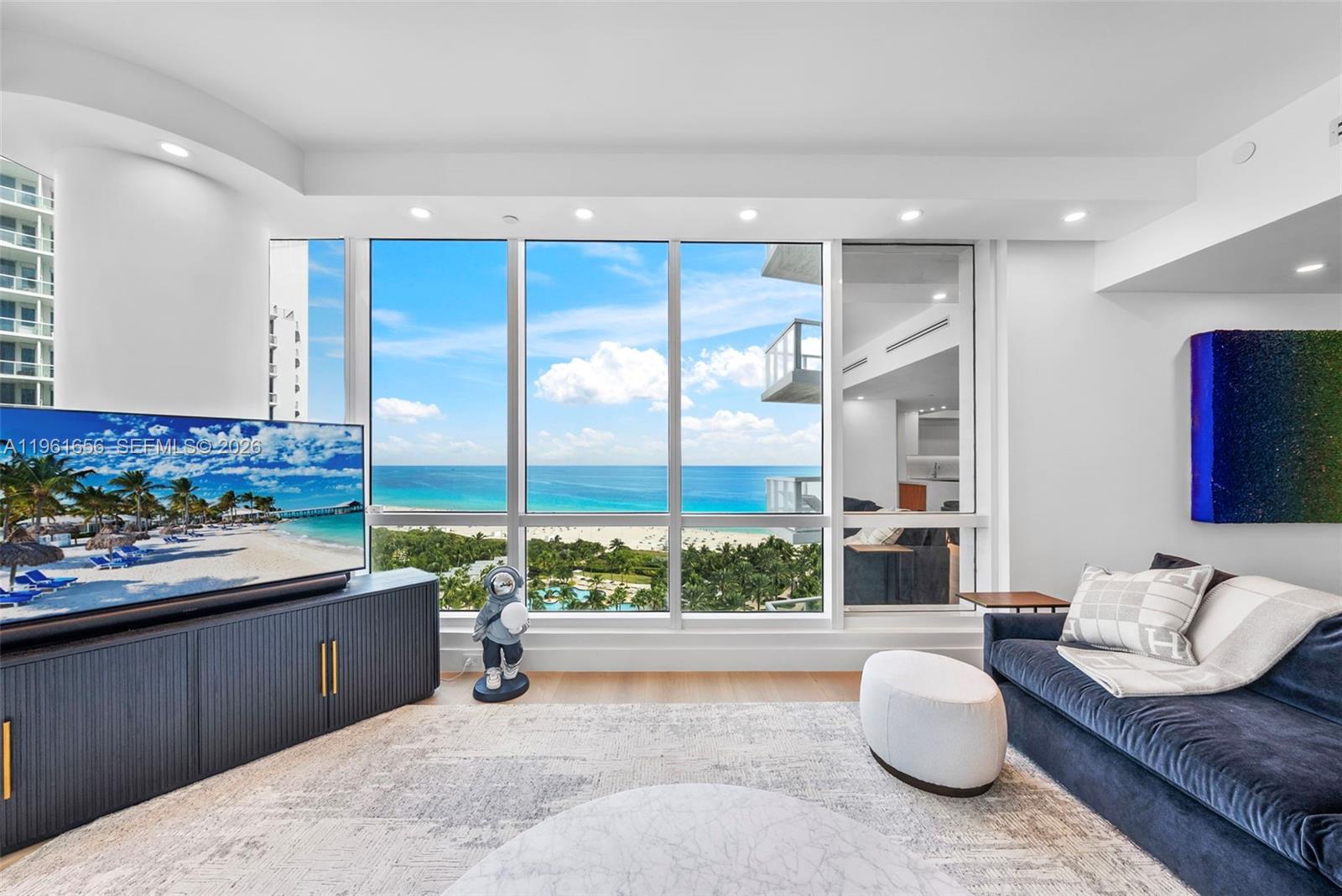 image Continuum South Beach South Tower1