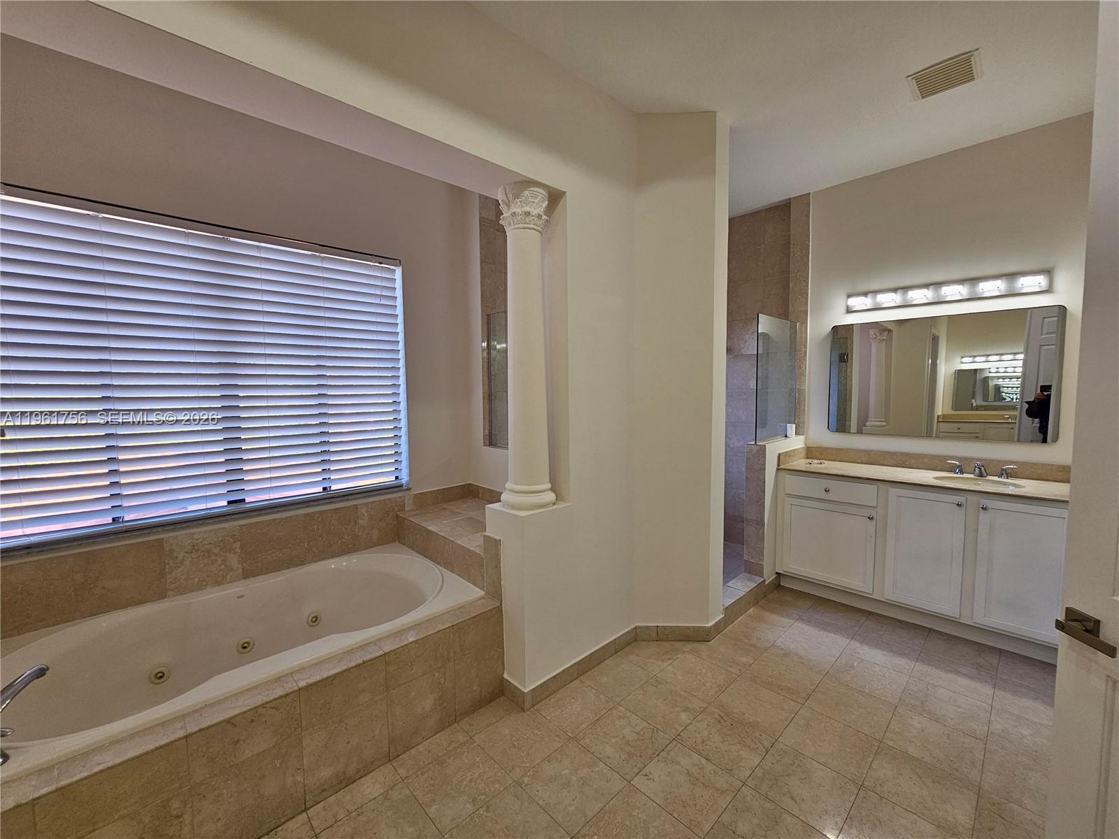 7996 SW 195th St Cutler Bay, FL 33157