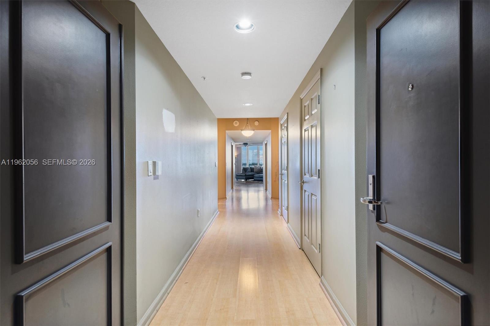 Undisclosed Address Hollywood, FL 33019