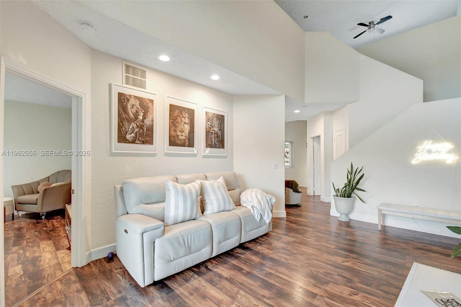 16339 Malibu Dr #22 Weston, FL 33326