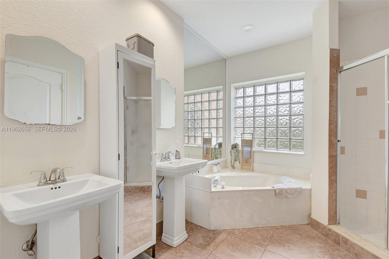 16339 Malibu Dr #22 Weston, FL 33326