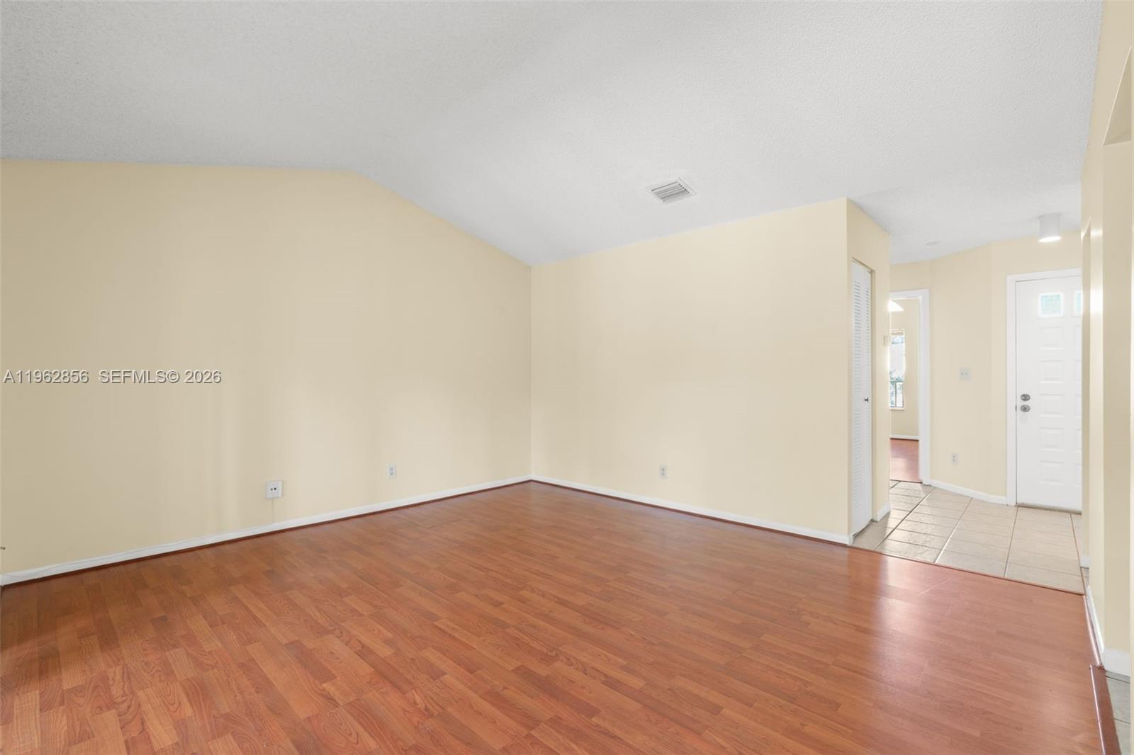 1208 Coral Clb Dr #1208 Coral Springs, FL 33071