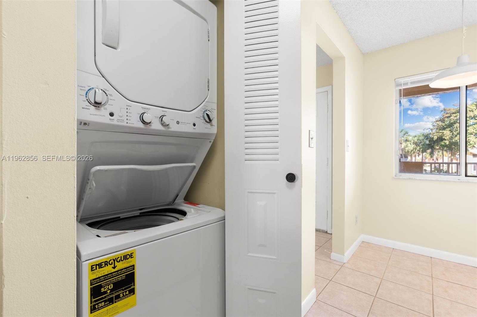 1208 Coral Clb Dr #1208 Coral Springs, FL 33071