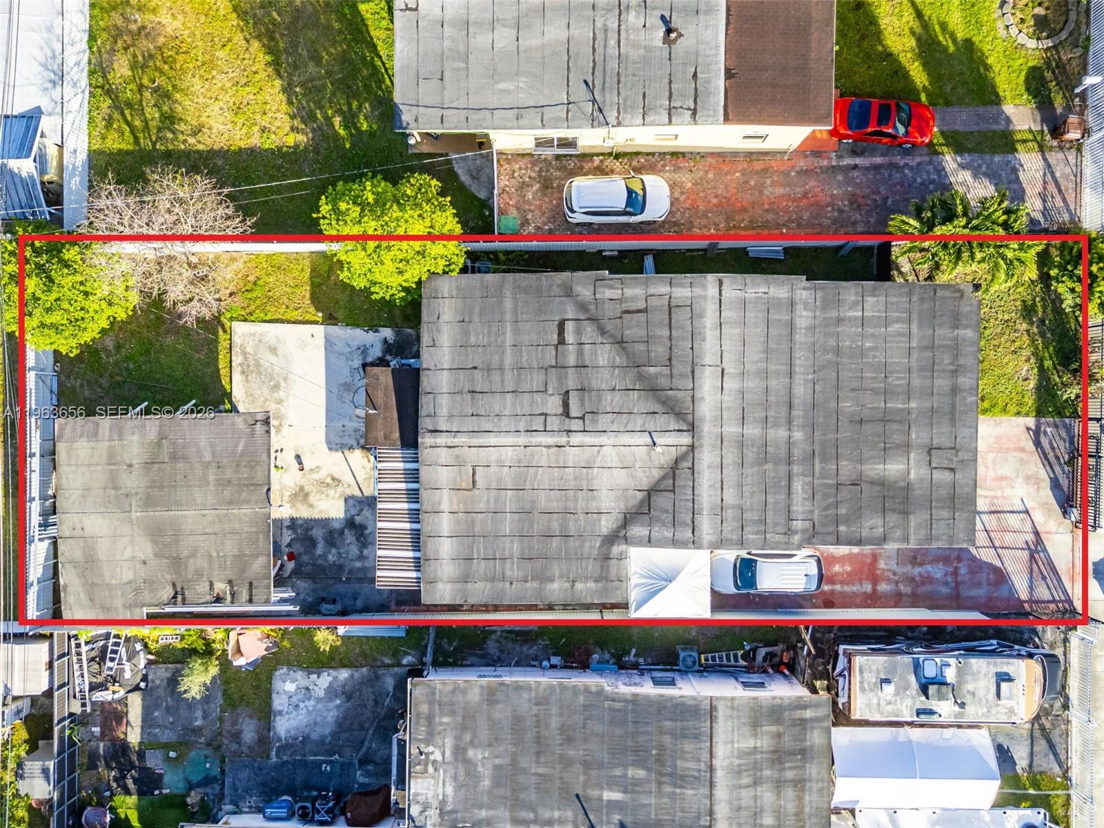 533 E 23rd St Hialeah, FL 33013