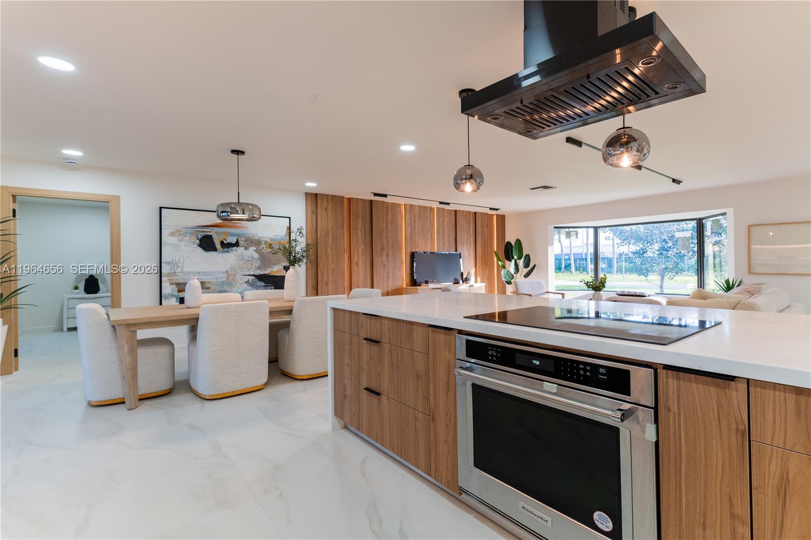 2415 NE 35th Dr Fort Lauderdale, FL 33308