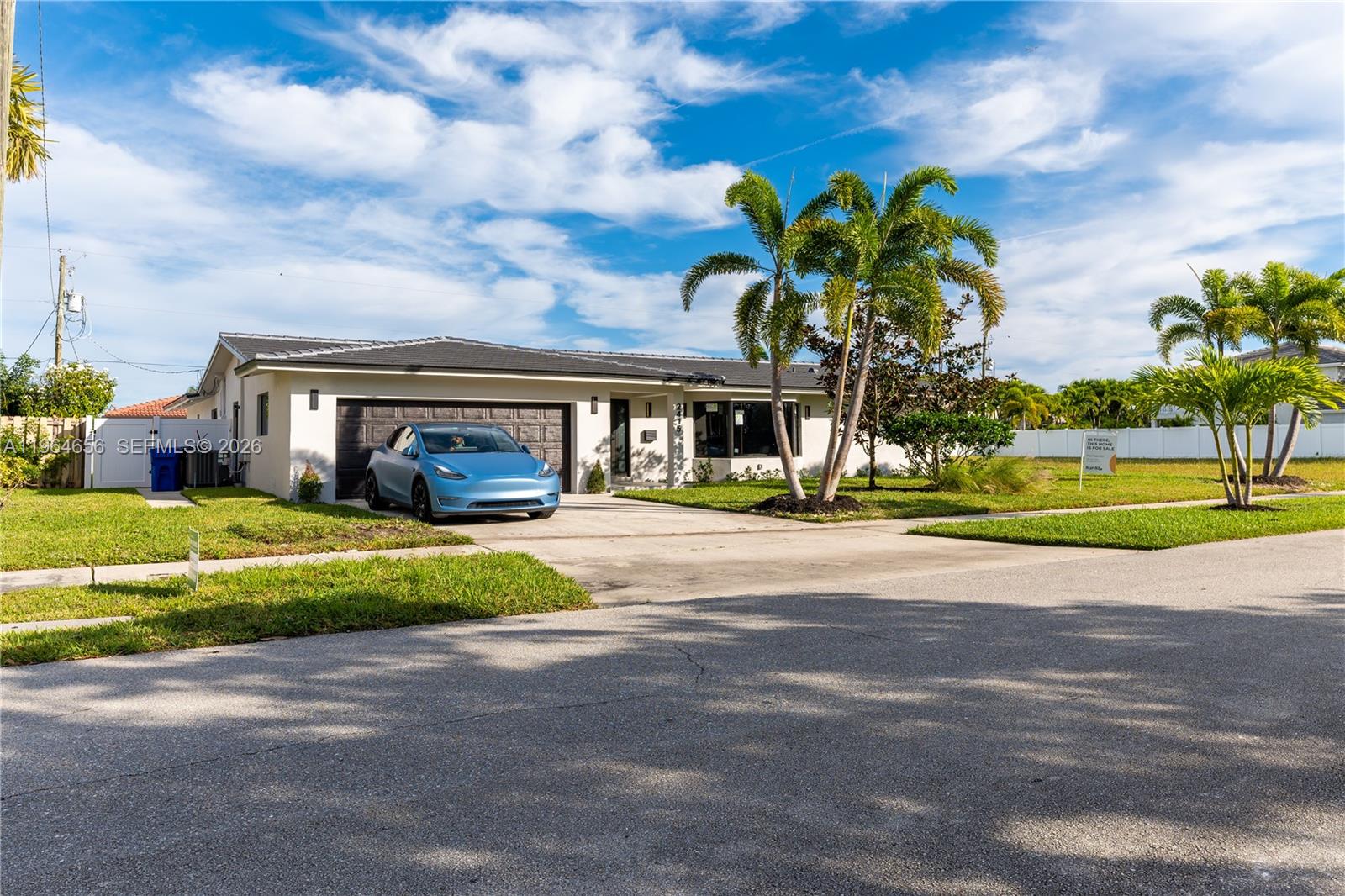 2415 NE 35th Dr Fort Lauderdale, FL 33308