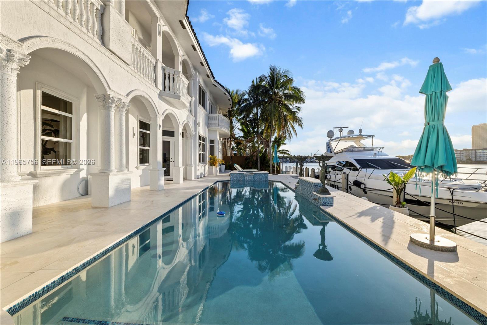 16479 NE 30th Ave North Miami Beach, FL 33160