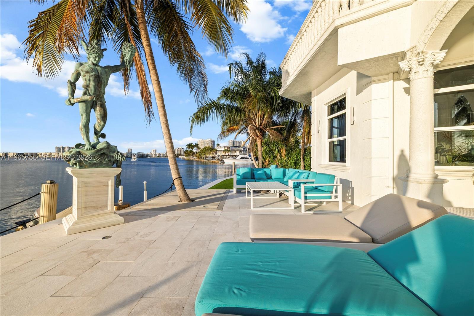 16479 NE 30th Ave North Miami Beach, FL 33160