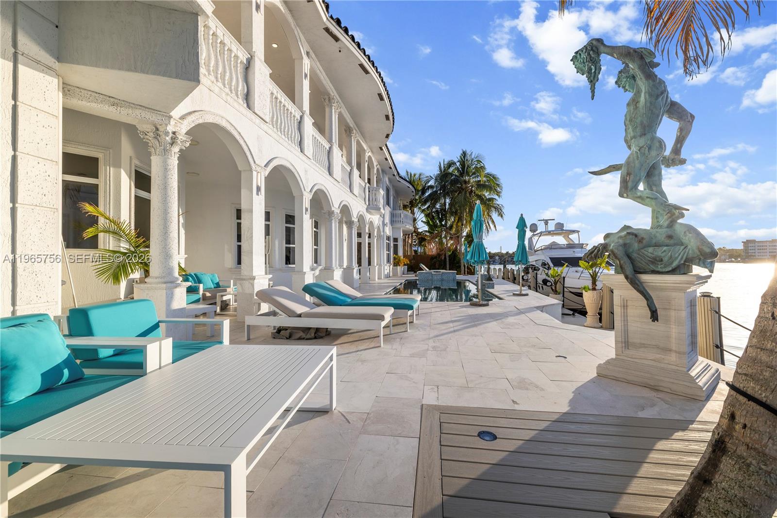 16479 NE 30th Ave North Miami Beach, FL 33160