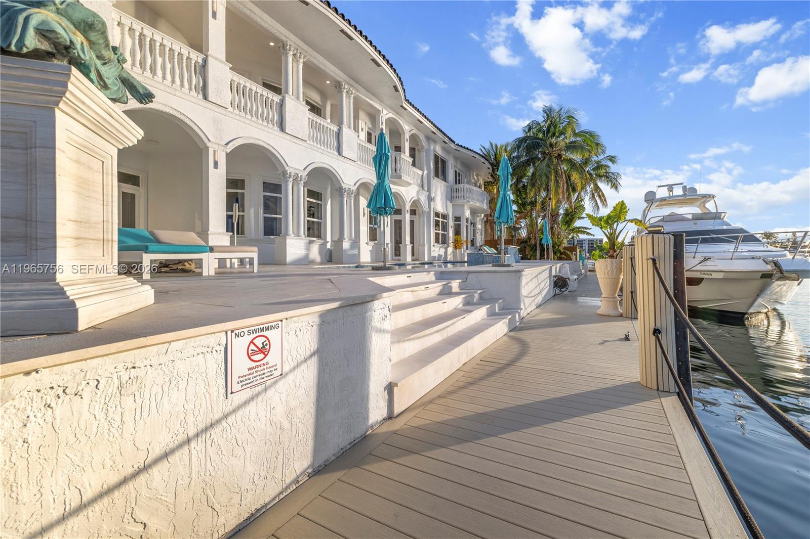 16479 NE 30th Ave North Miami Beach, FL 33160