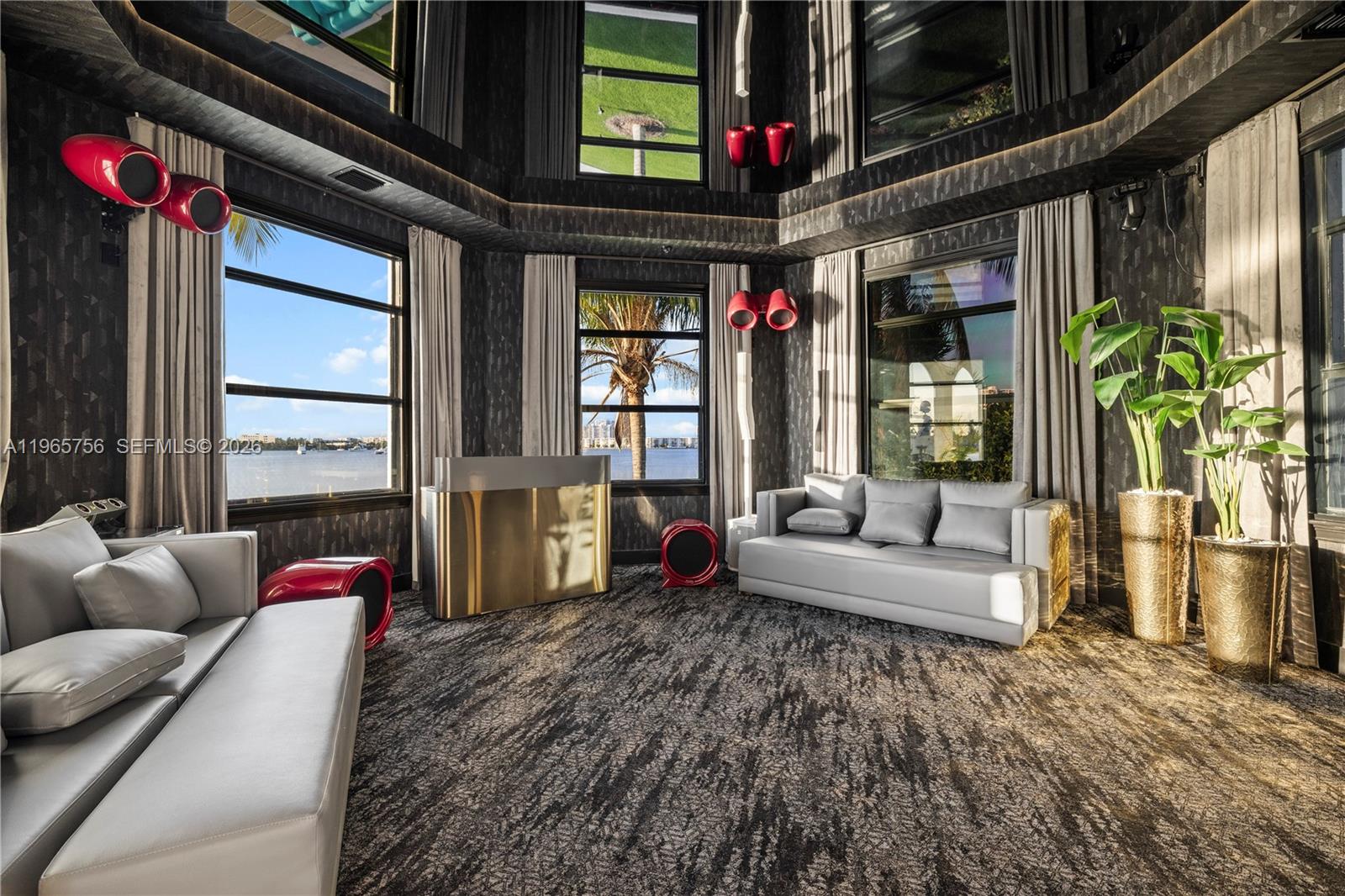 16479 NE 30th Ave North Miami Beach, FL 33160