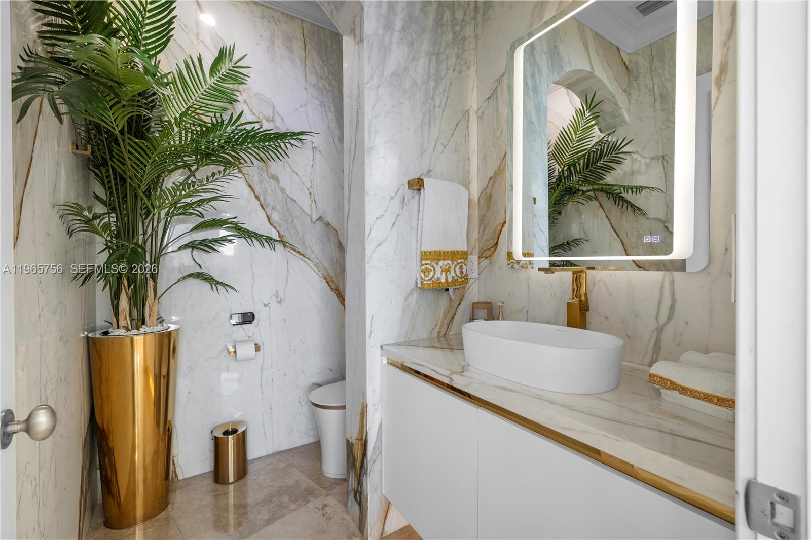 16479 NE 30th Ave North Miami Beach, FL 33160