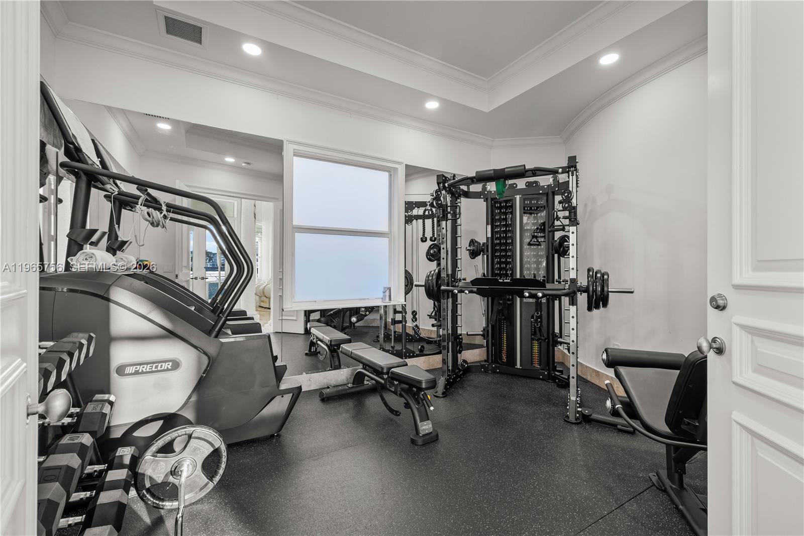 16479 NE 30th Ave North Miami Beach, FL 33160