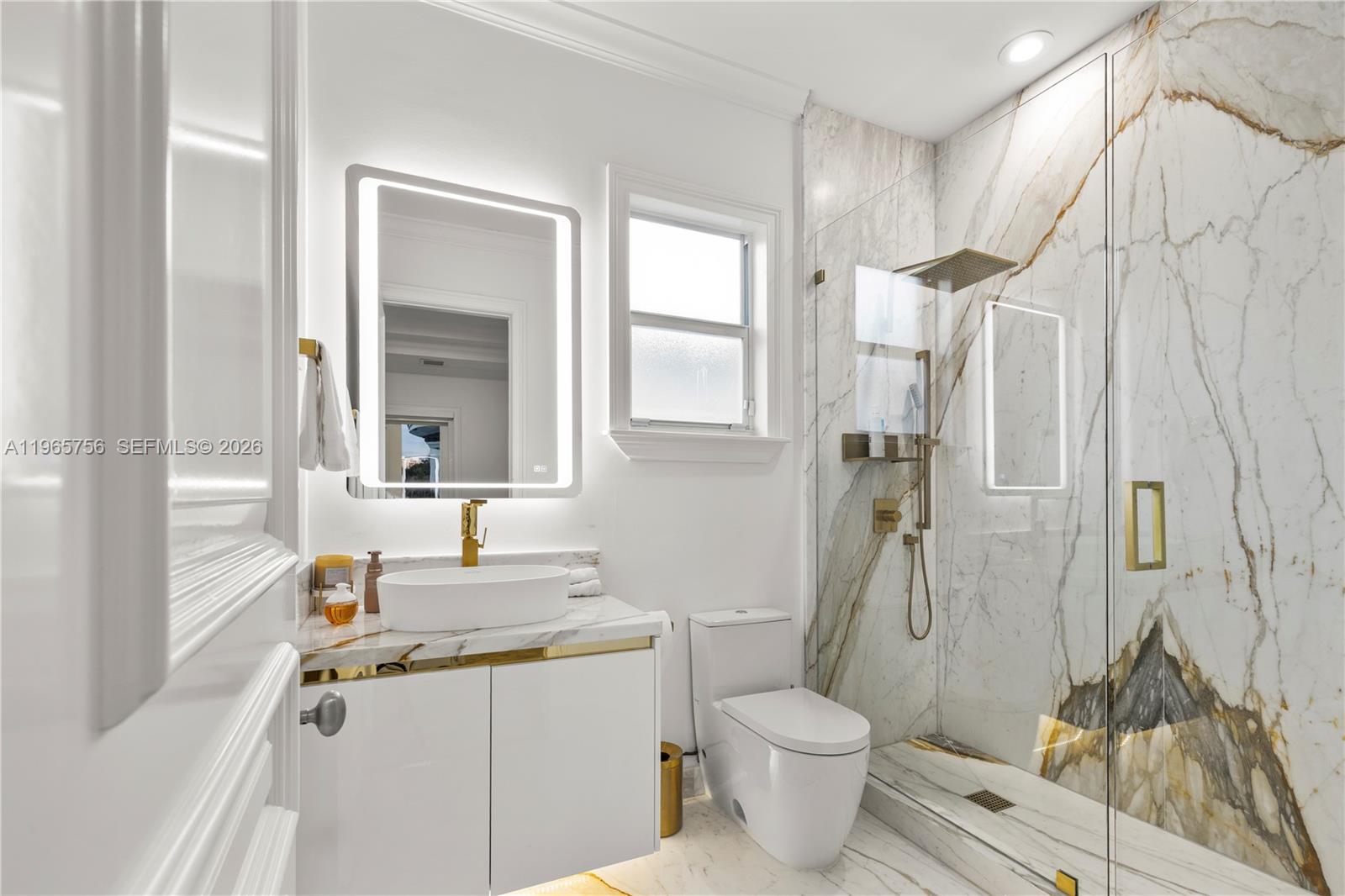 16479 NE 30th Ave North Miami Beach, FL 33160