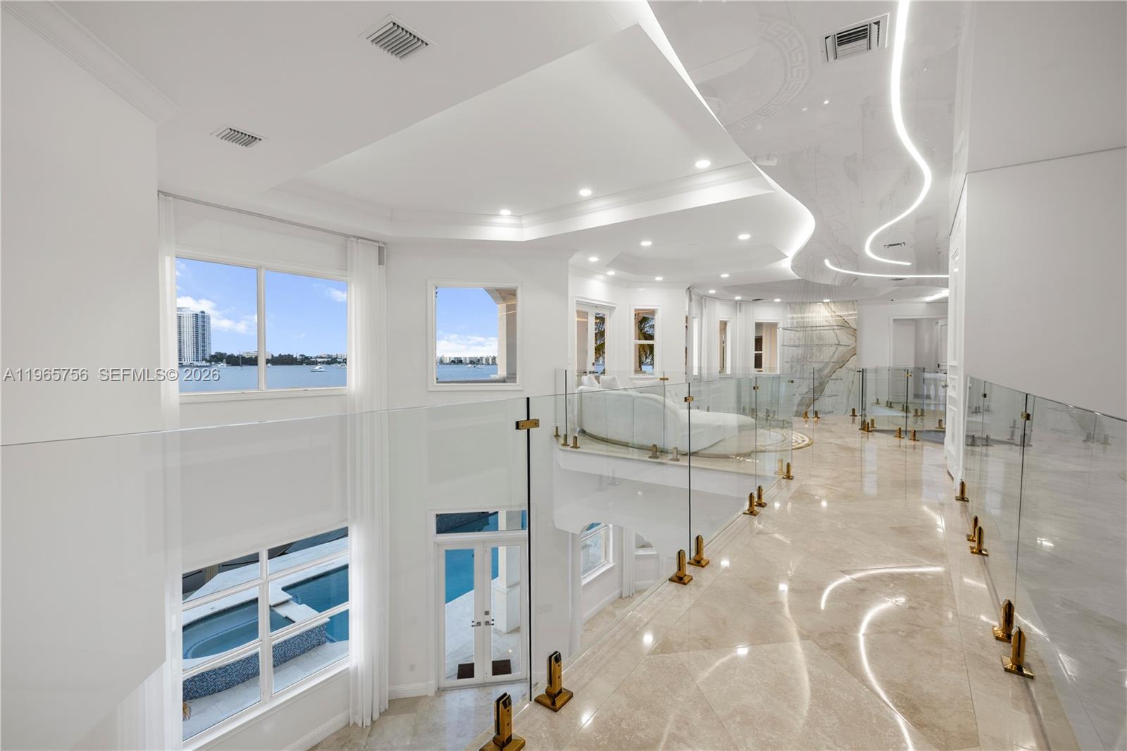 16479 NE 30th Ave North Miami Beach, FL 33160