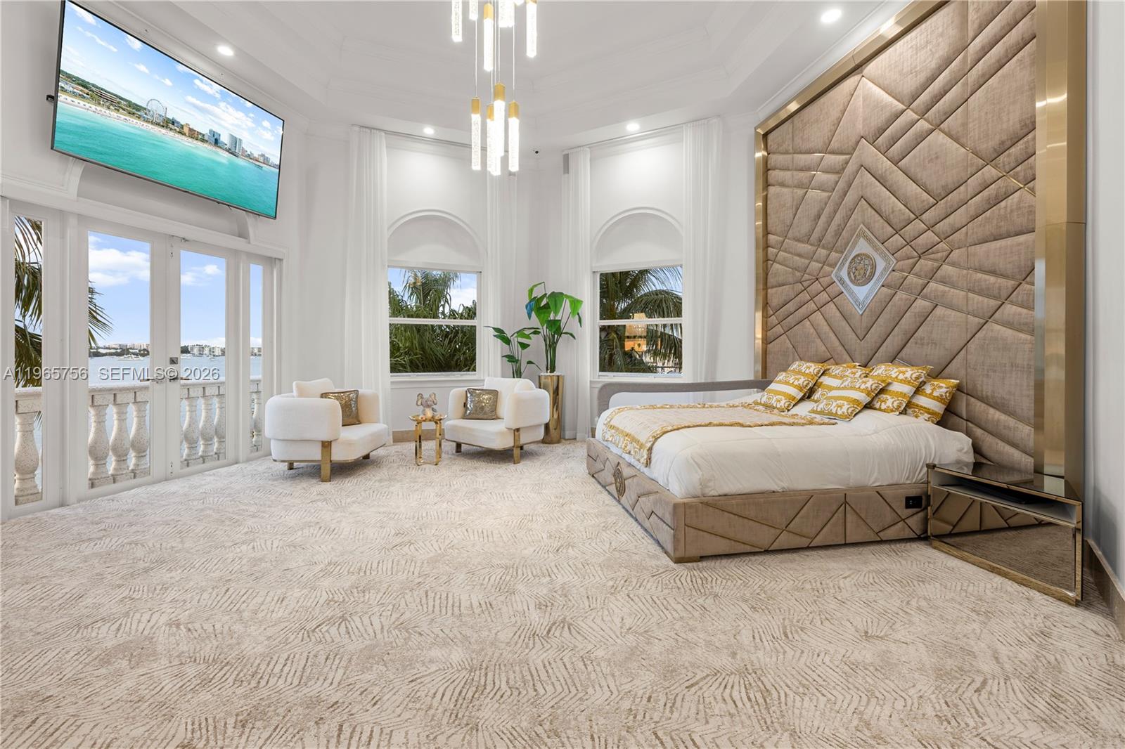 16479 NE 30th Ave North Miami Beach, FL 33160