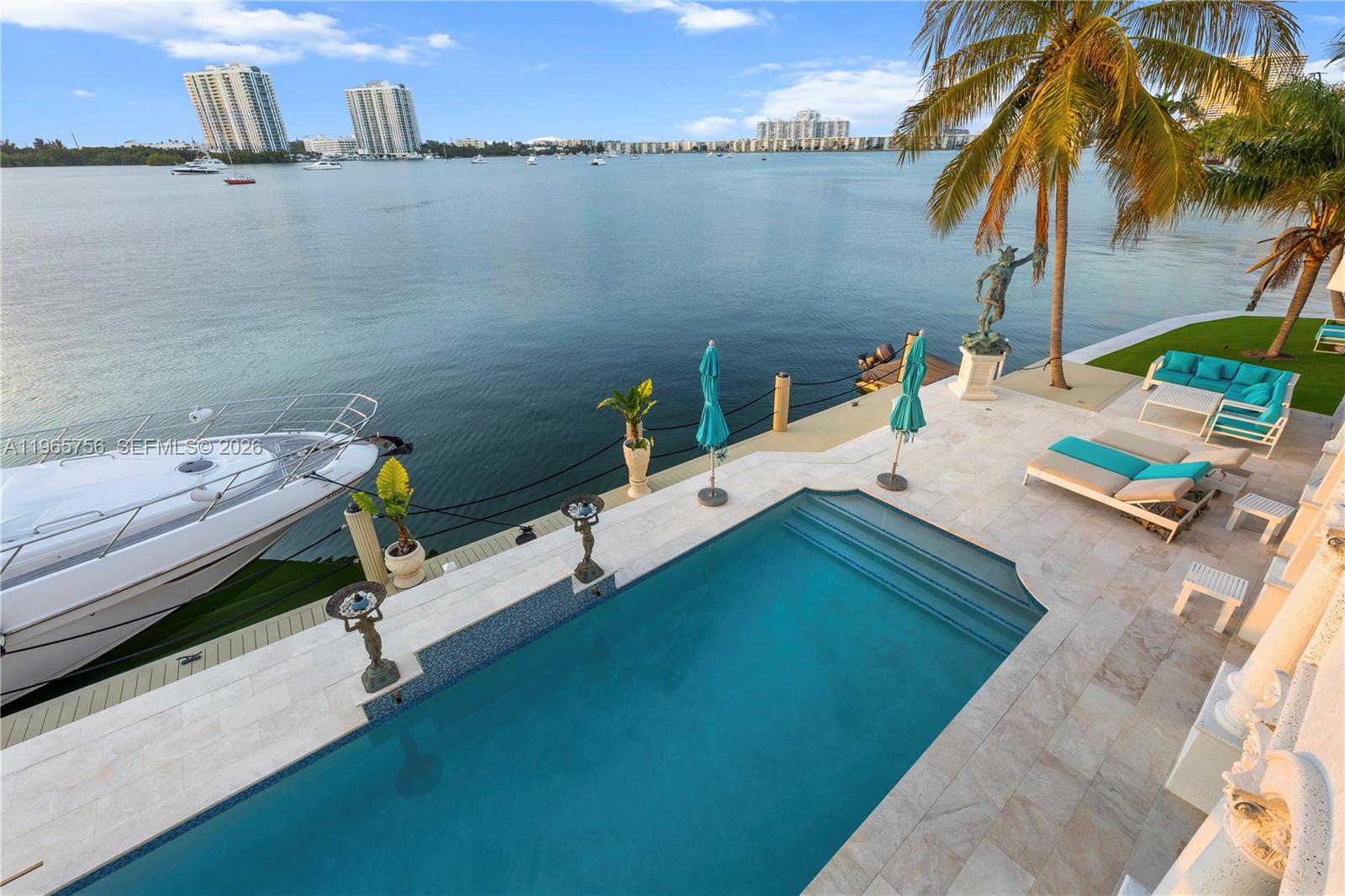 16479 NE 30th Ave North Miami Beach, FL 33160