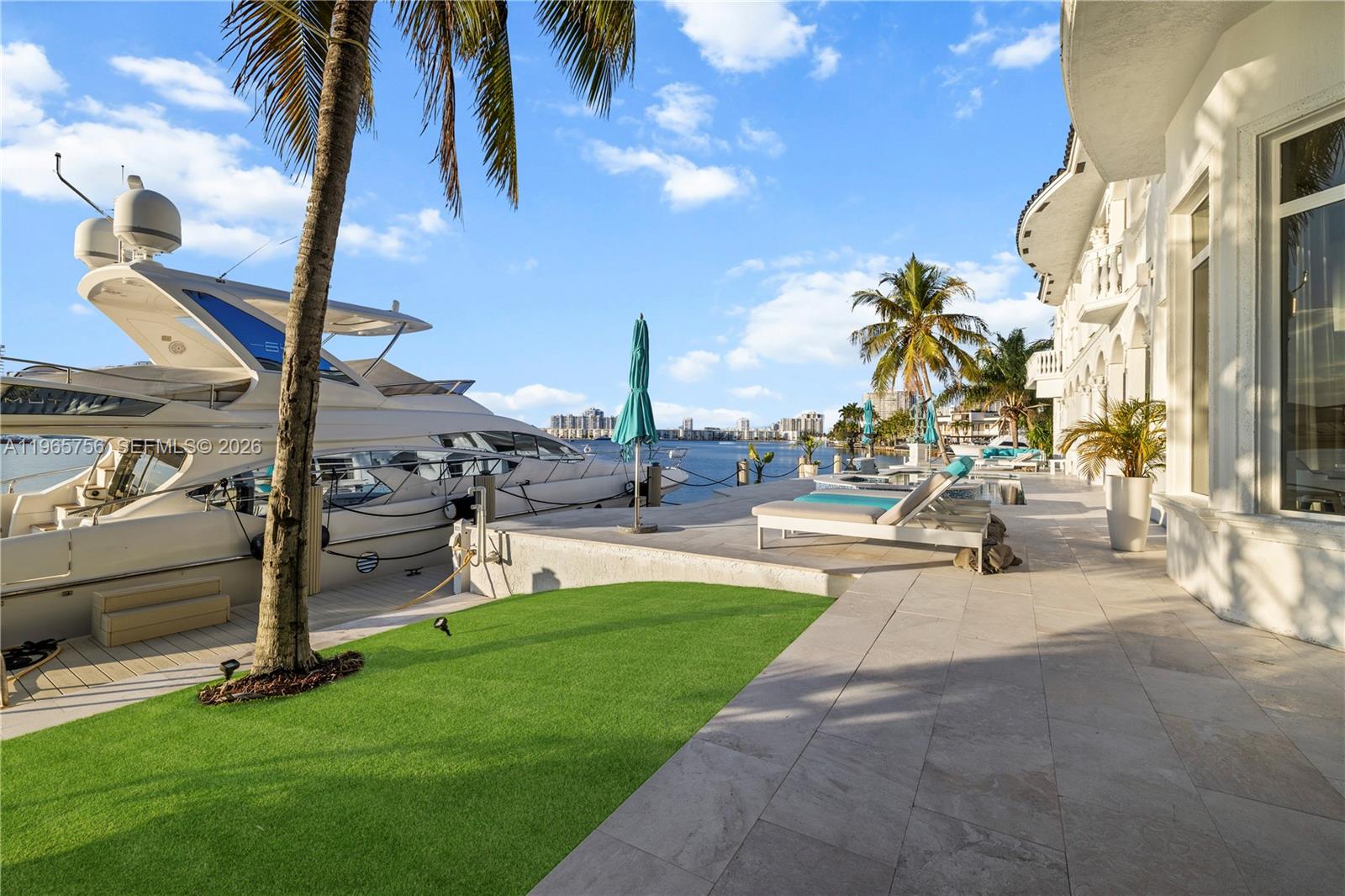 16479 NE 30th Ave North Miami Beach, FL 33160