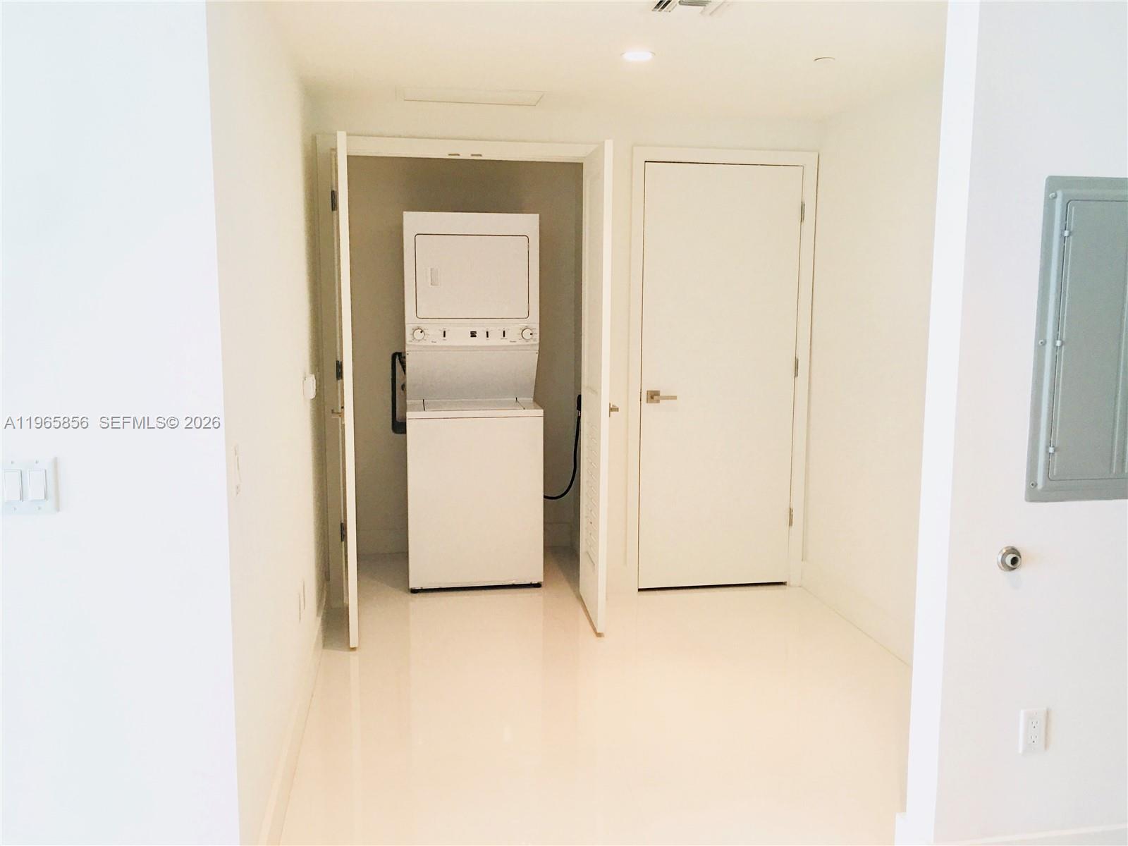 1080 Brickell Ave #2607 Miami, FL 33131