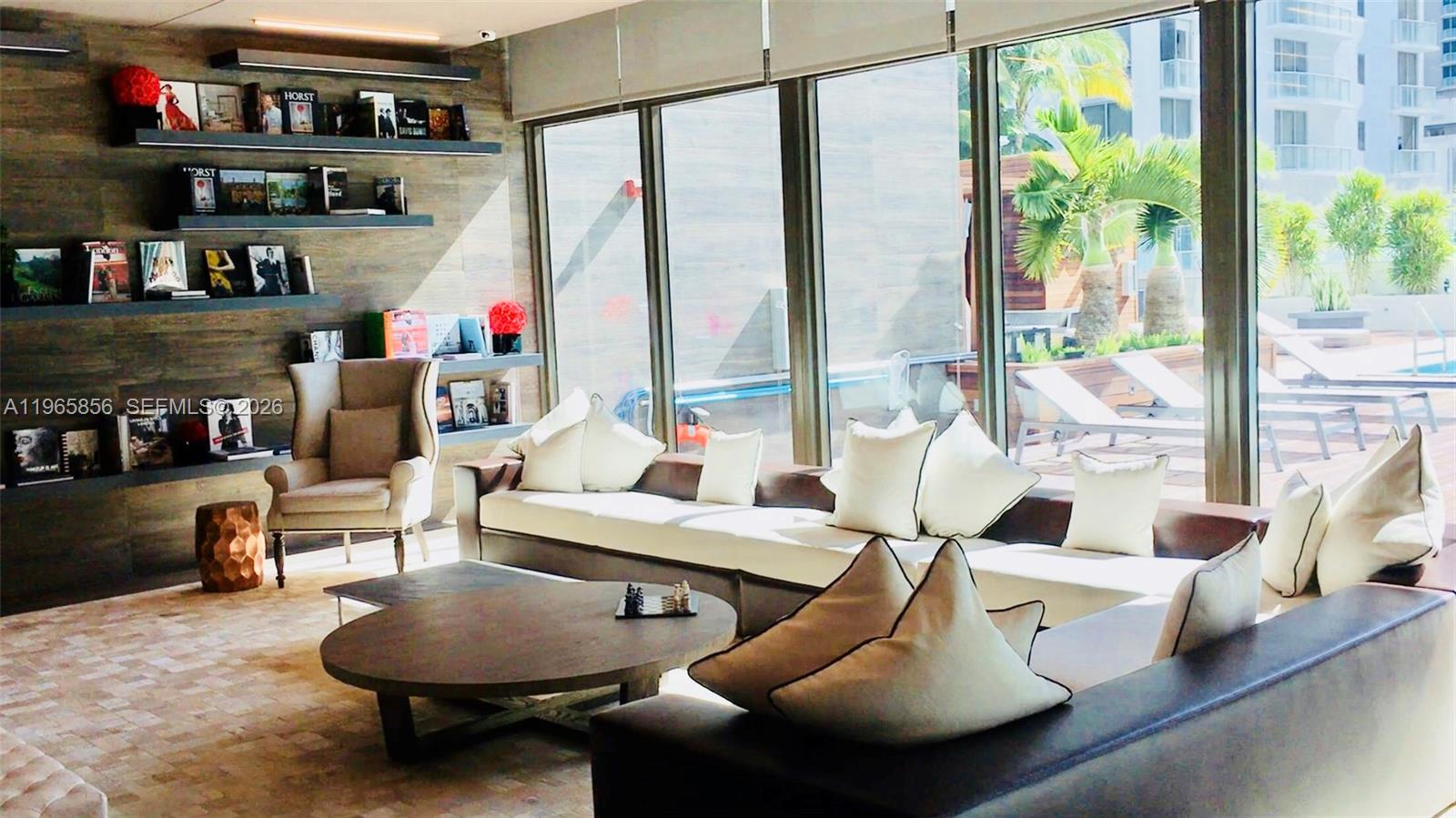 1080 Brickell Ave #2607 Miami, FL 33131