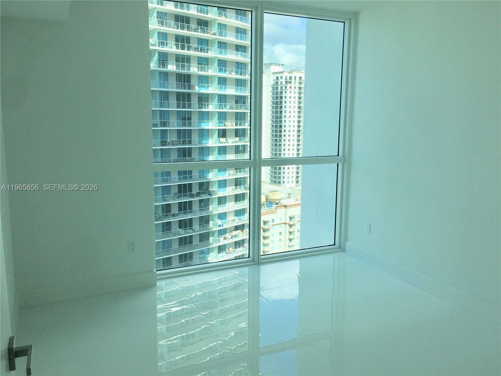1080 Brickell Ave #2607 Miami, FL 33131