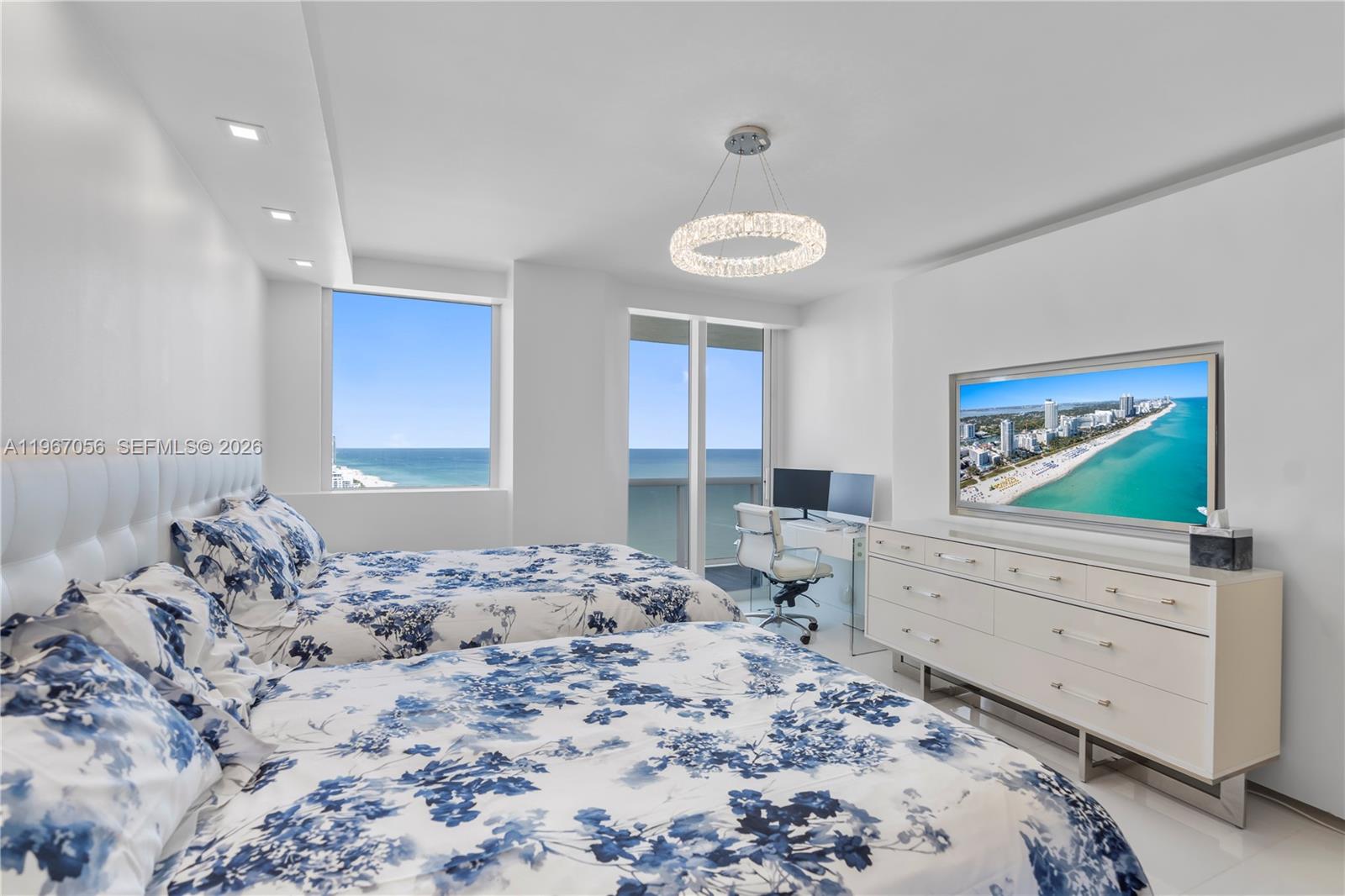 image Blue Diamond11