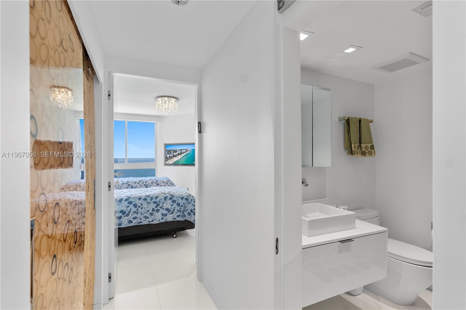 image Blue Diamond19