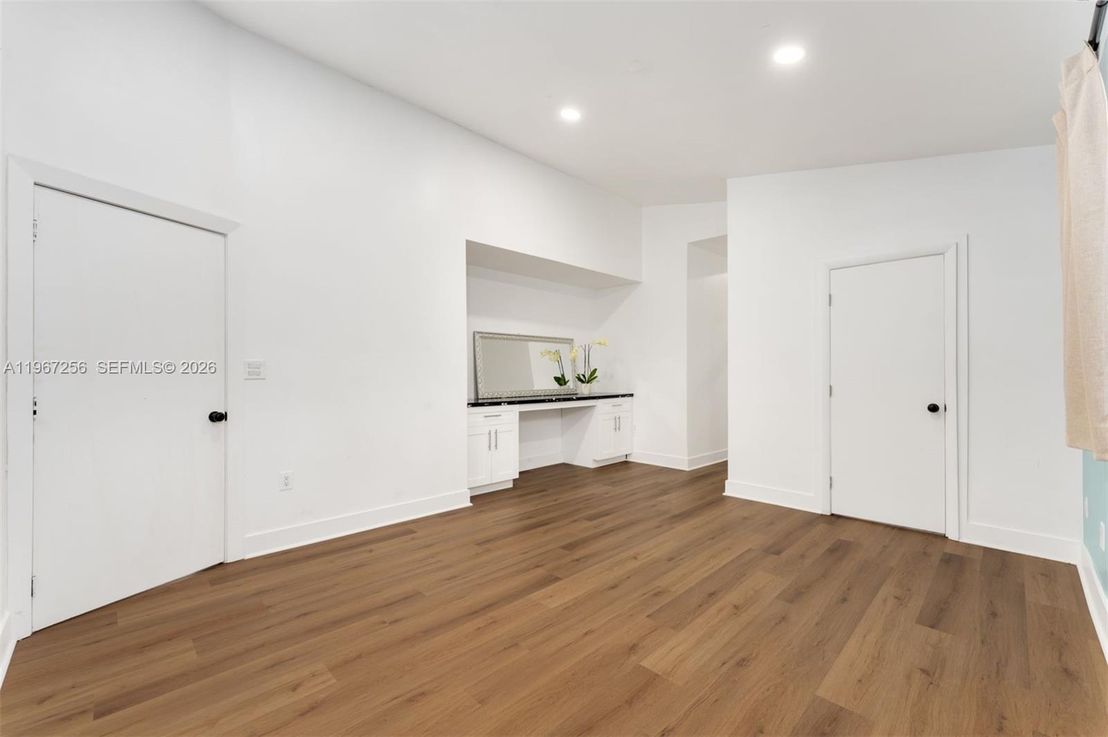 7031 SW 63rd Ct South Miami, FL 33143