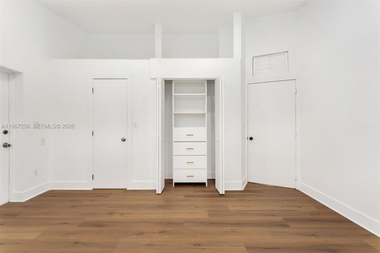 7031 SW 63rd Ct South Miami, FL 33143