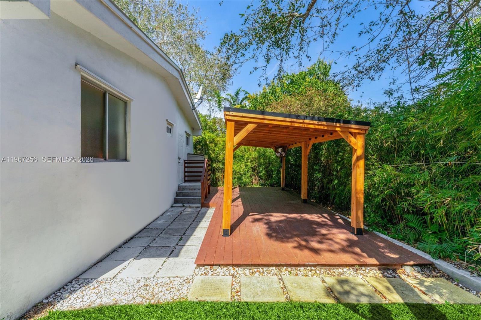 7031 SW 63rd Ct South Miami, FL 33143