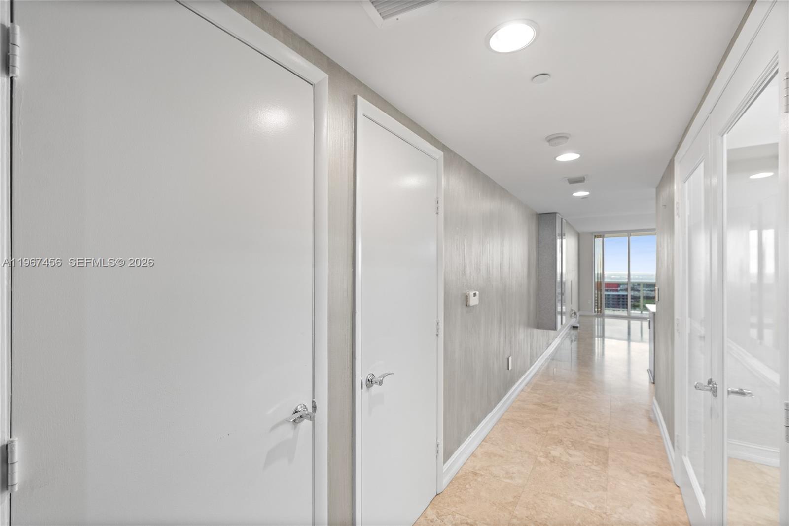 1850 S Ocean Dr #4109 Hallandale Beach, FL 33009