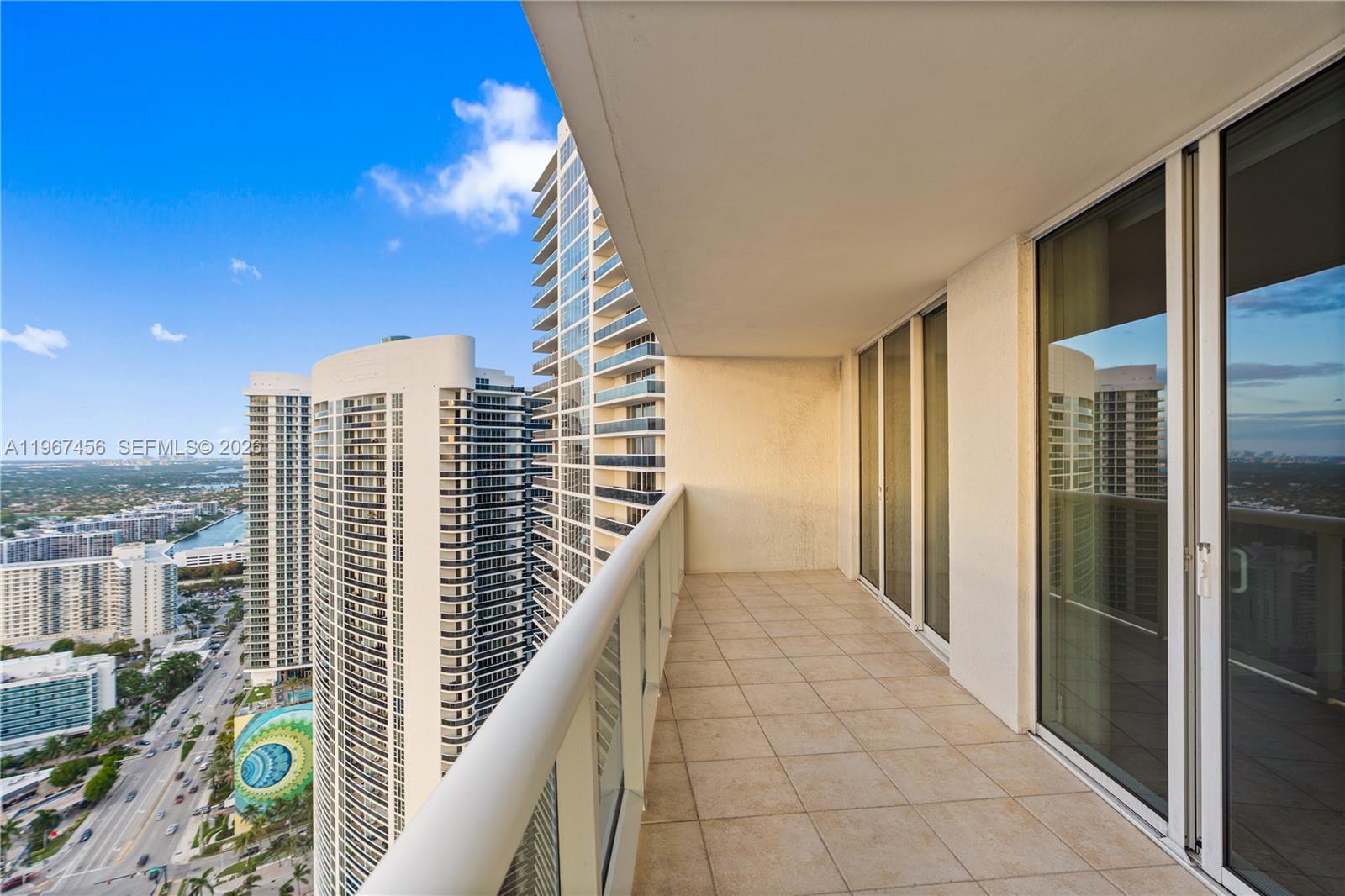 1850 S Ocean Dr #4109 Hallandale Beach, FL 33009
