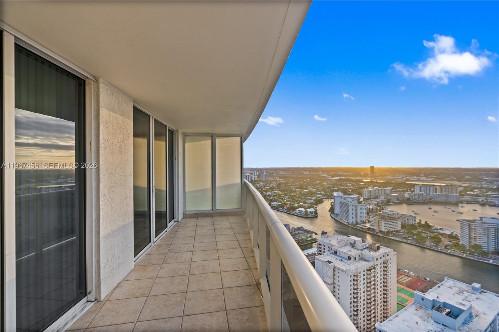 1850 S Ocean Dr #4109 Hallandale Beach, FL 33009