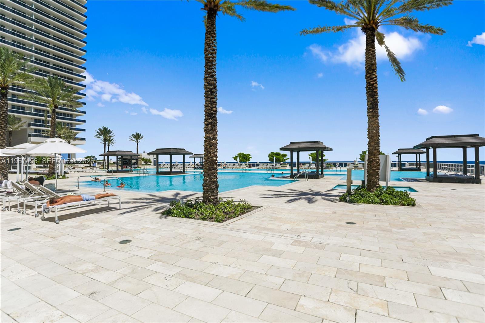 1850 S Ocean Dr #4109 Hallandale Beach, FL 33009