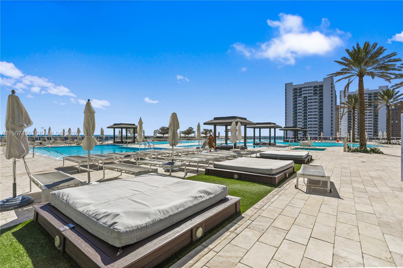 1850 S Ocean Dr #4109 Hallandale Beach, FL 33009