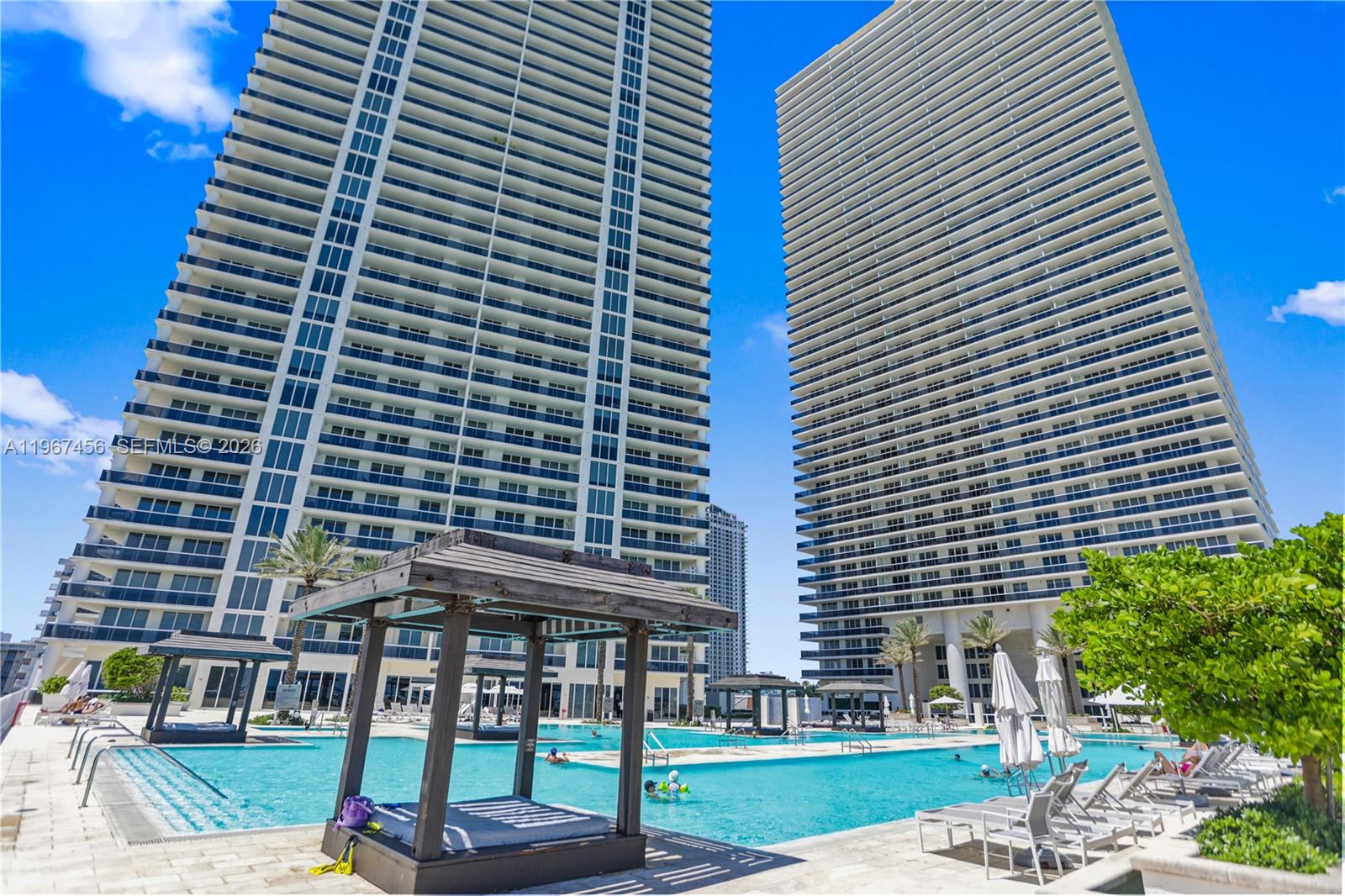 1850 S Ocean Dr #4109 Hallandale Beach, FL 33009