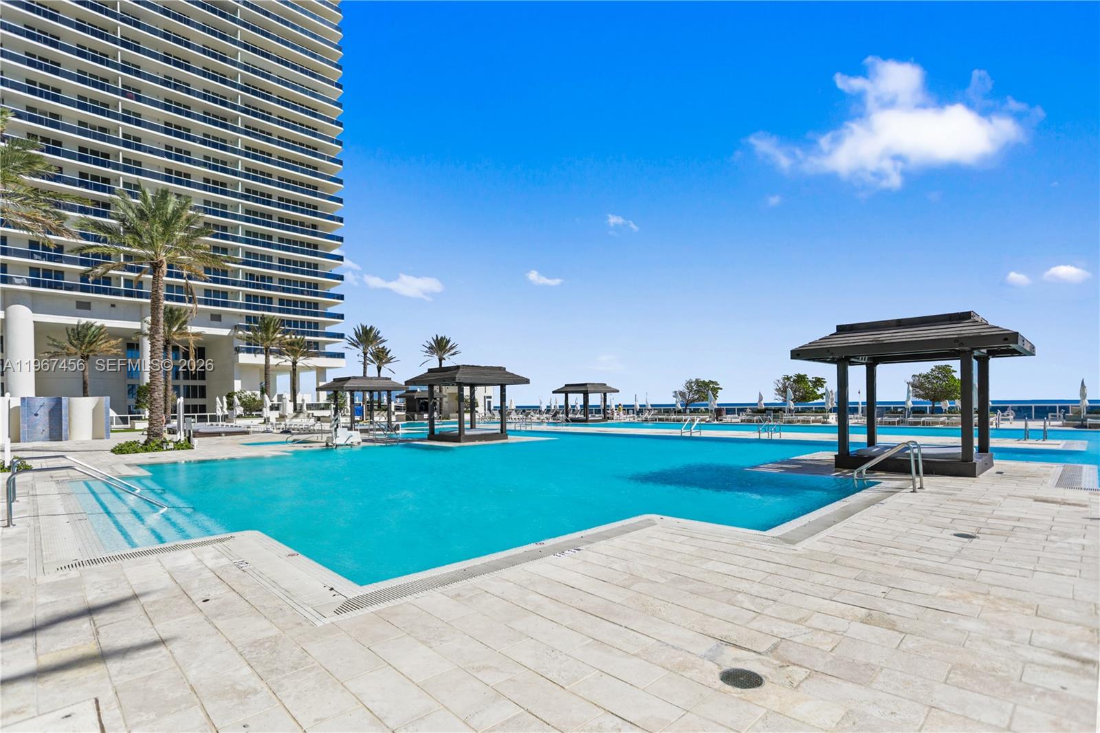 1850 S Ocean Dr #4109 Hallandale Beach, FL 33009